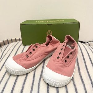 NIB VICTORIA kids canvas slip on sneaker 34 pink